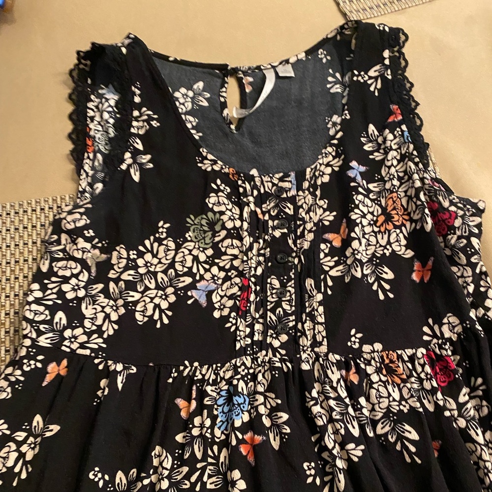 Lc Lauren Conrad floral top